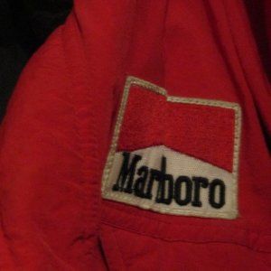 MEN'S MARLBORO COUNTRY STORE, SIZE XXL BIG JACKET    NICE
